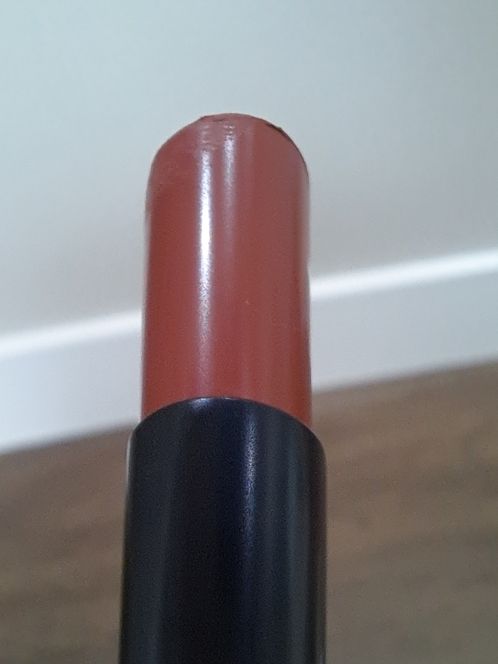NARS Whip Lash Rusty Nude Matte Lipstick - Picture 3 of 5